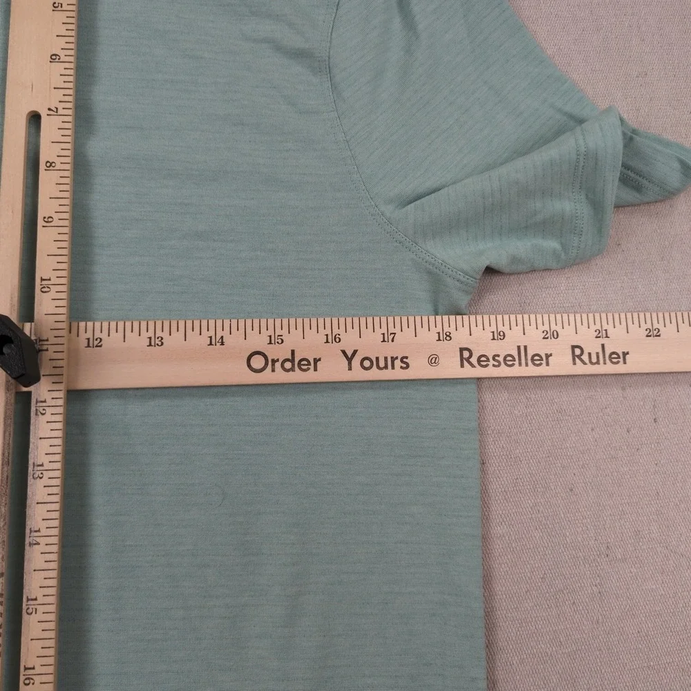 LuluLemon Shirt Mens Small Green Striped Performance Casual Office‎